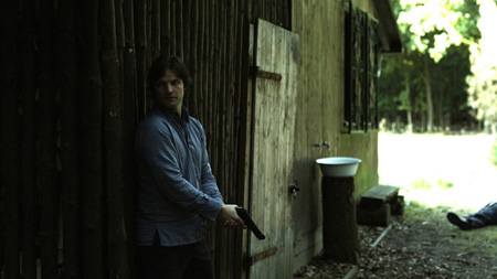 im_schatten_pistol_2